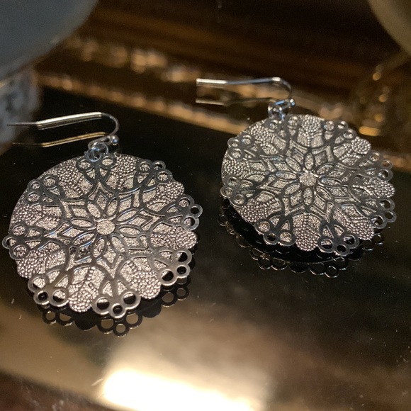 Jewelry - Disk Dangle Earrings
